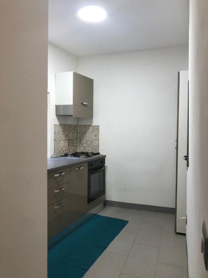 City Center Apartment Da Felu Палермо Екстериор снимка